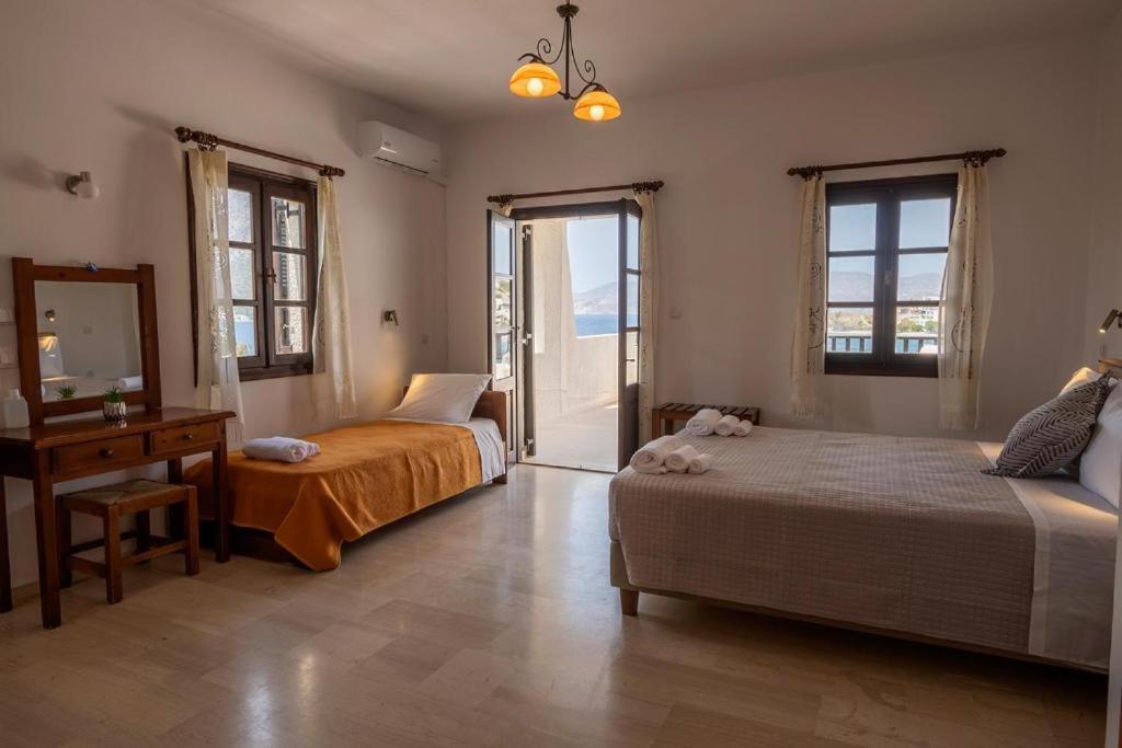 Pelagos Seafront Accommodation - George Myrties Dış mekan fotoğraf
